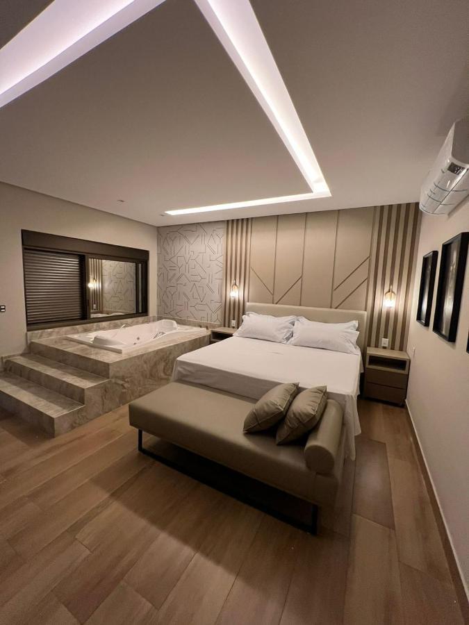 King Suite with Spa Bath,1334028809:JPEG